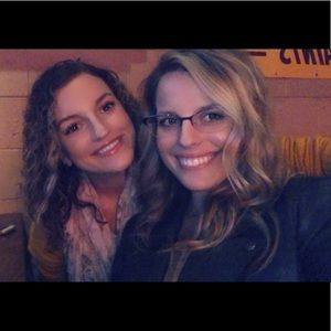 Meet your Posher, Cassandra